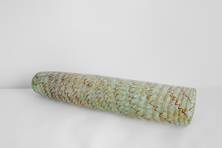 Jennifer Kemarre Martiniello OAM, Long Fishnet Basket, 2022. Courtesy of Sabbia Gallery. Photo: Jacquie Manning